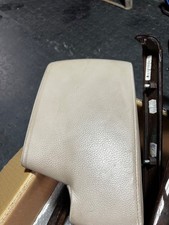 BMW E90 E91 Centre Console Arm