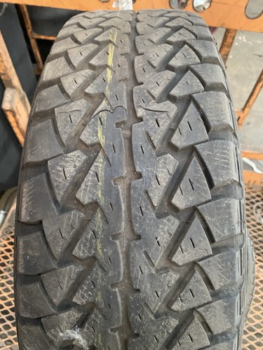 225 goodyear - 225/75/16,