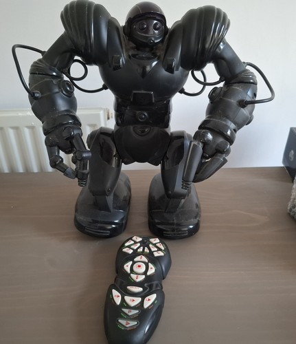 Wowwee black robosapien - black,
