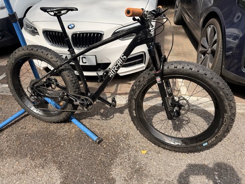 Borealis echo carbon fibre - carbon, fat