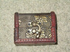 Small Wooden 'Treasure Chest' Style Dressing Table Box