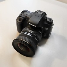 Canon EOS 760d with lens