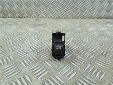 R192801 Right Front Window