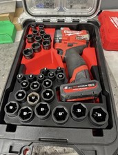Milwaukee m12 3/8 stubby