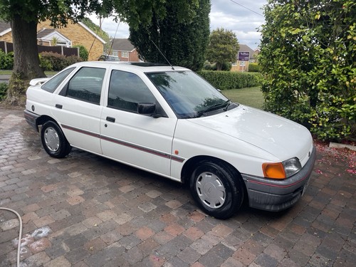 Ford escort mk5 - ford, lx
