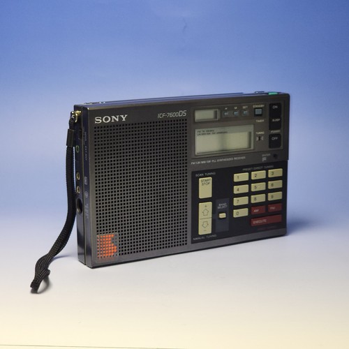 Sony icf 7600ds vintage - sony,