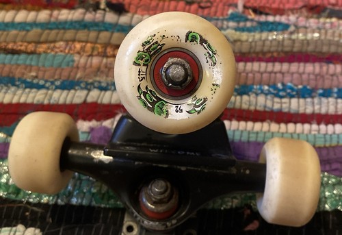 Welcome skateboard trucks - skateboard,