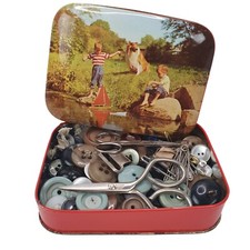 Vintage button sewing tin - sewing,
