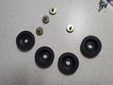 Turntable Small Rubber Feet Set with screws
