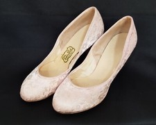 Shell Pink Satin Shoes with pretty Silver stitched Flowers.  US 7.5 (5-5.5 UK)