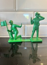Disney Pixar Toy Story Movie Soldiers Green Book Ends Set