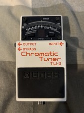 AS NEW BOSS TU-3 CHROMATIC GUITAR/ BASS TUNER WITH BOX
