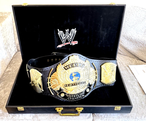 Wwf winged eagle - eagle, world