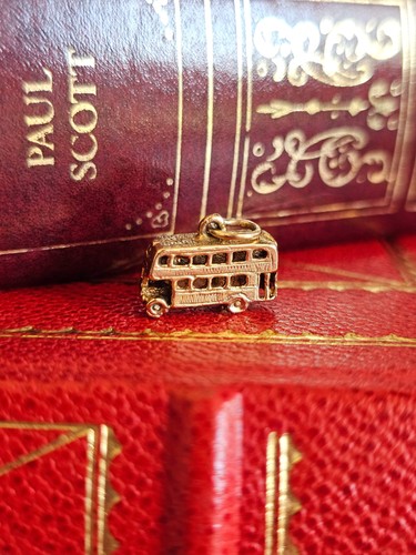 Vintage 9ct yellow gold - vintage,