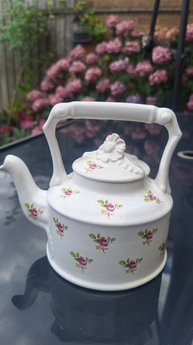 Vintage arthur wood teapot - vintage,