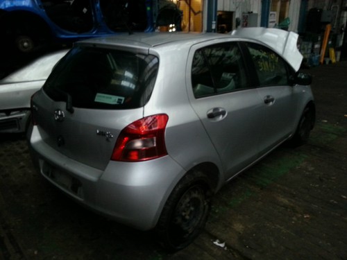 Toyota yaris 5dr petrol - yaris,
