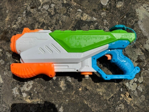Nerf floodfire super soaker - floodfire,