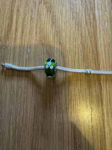 Green pandora murano glass - green,