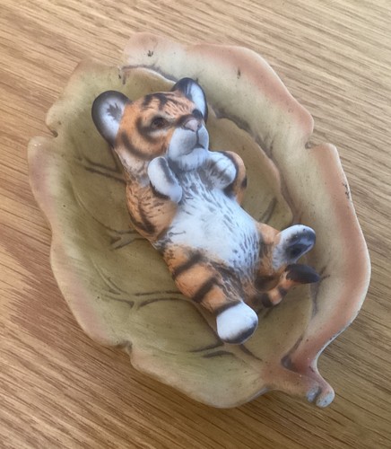 Vintage harvey knox tiger - vintage,