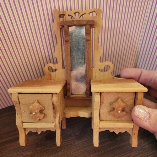 Vtg dollhouse miniature - dollhouse,