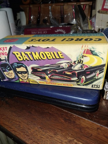 267 corgi die - corgi, 'batmobile'