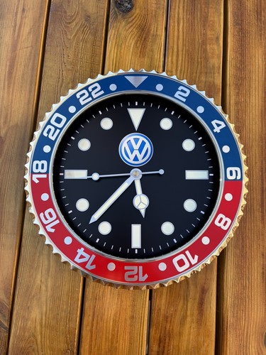 Designer wall clock - , round