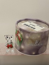 SWAROVSKI CRYSTAL KRIS BEAR WITH PRESENT AND KITTEN 5058935 WITH SWAROVSKI BOX
