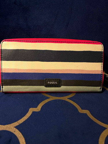 Fossil wallets job lot