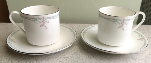 Royal doulton bone china - royal,