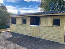 14ft 28ft wooden stables - 14ft,
