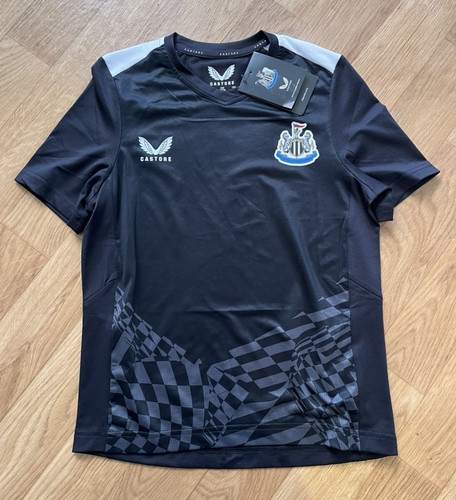 Bnwt castore newcastle - castore, united