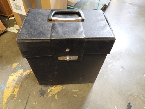 Kodak carousel slide projector - kodak,