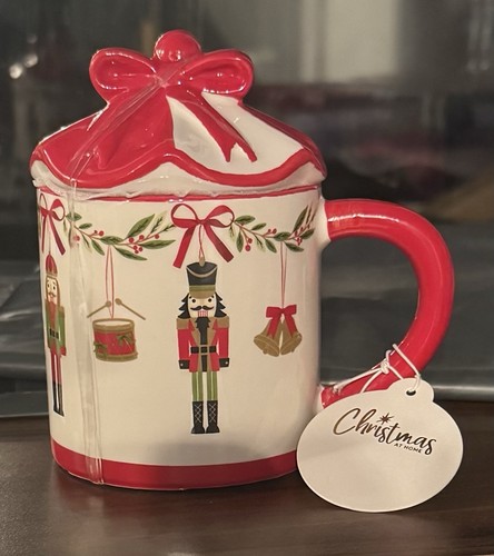Viral circus mug - b&m,