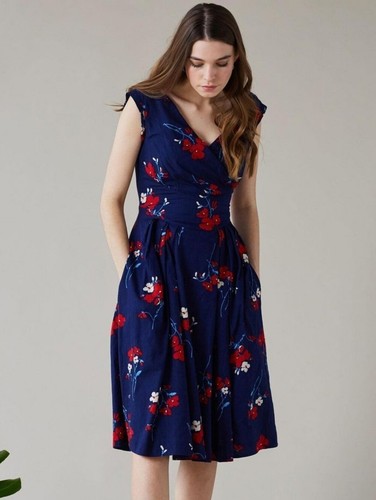 Modcloth emily fin - modcloth,