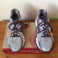 Ladies Saucony Trainers Grey/silver  Sz 7 Trainers Running