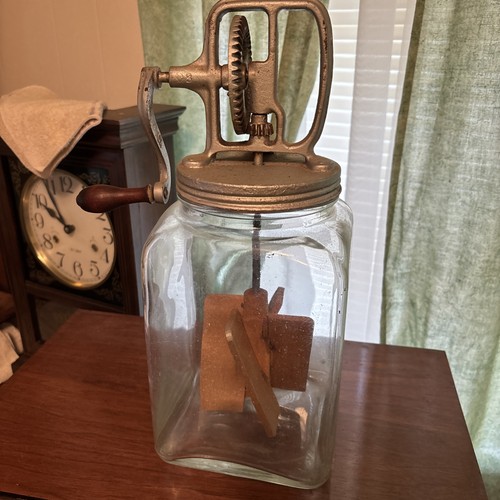 Antique dazey churn - churn, no.