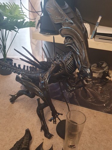 Alien queen scale - scale, not
