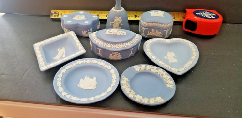 Wedgwood blue jasperware - blue,