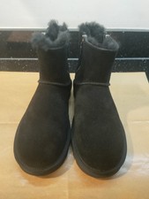 Those UGG Classic Mini Double