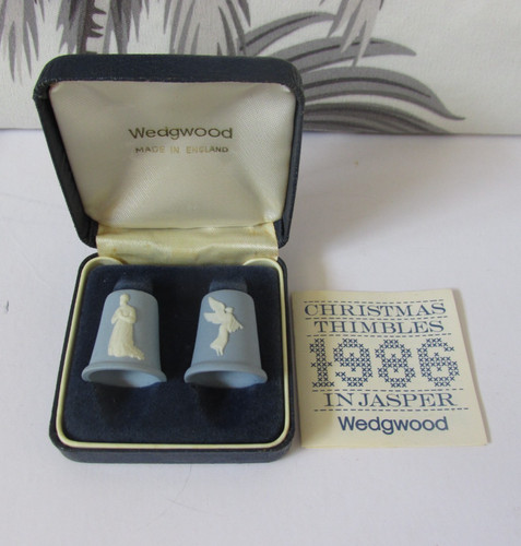 Wedgwood jasper ware christmas - wedgwood,