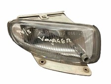 Chrysler Voyager 1999 NEARSIDE