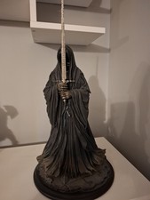 The Lord of the Rings Statue