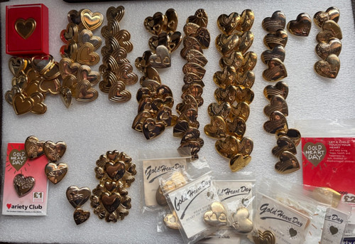 Job lot 113 - club, gold