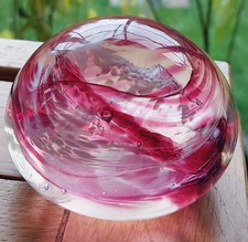 Pretty Heron Glass Paperweight In Pink and Burgundy. Made In England