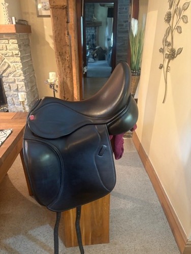 Medium wide calf skin - 17.5”,