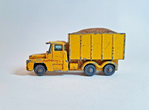 Husky guy warrior sand truck - truck,