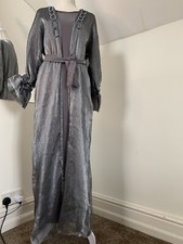 Dubai abaya  