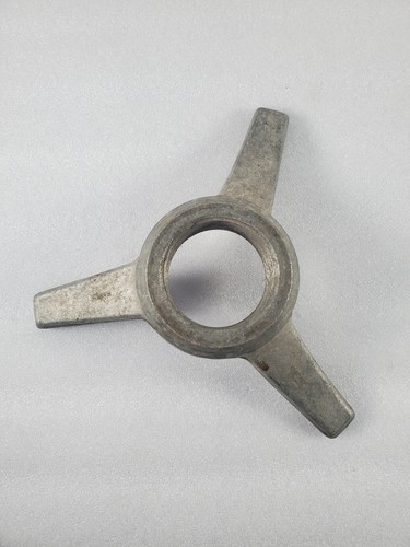 Halibrand knock off - on, spinner