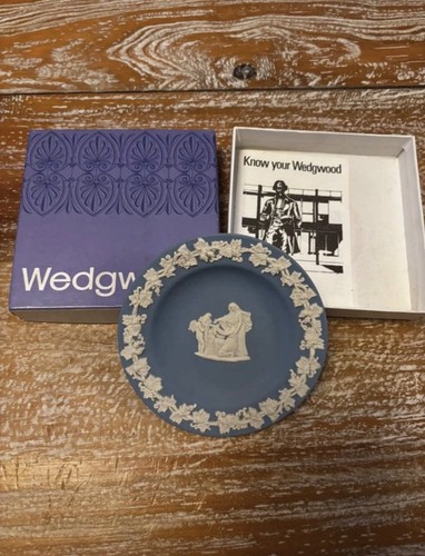 Wedgwood small decorative - wedgwood,