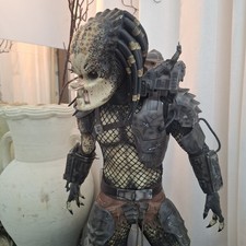 Predator Jungle Hunter Marquette Statue. Number 0074 Of 1000 Made. Damaged